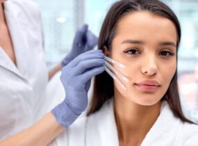 Training in aesthetic thread lifting – course image from Oezgoeren Academy